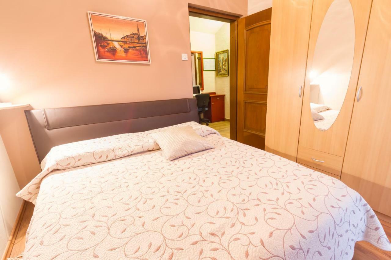 Apartments Mirjana Novigrad Istria Εξωτερικό φωτογραφία