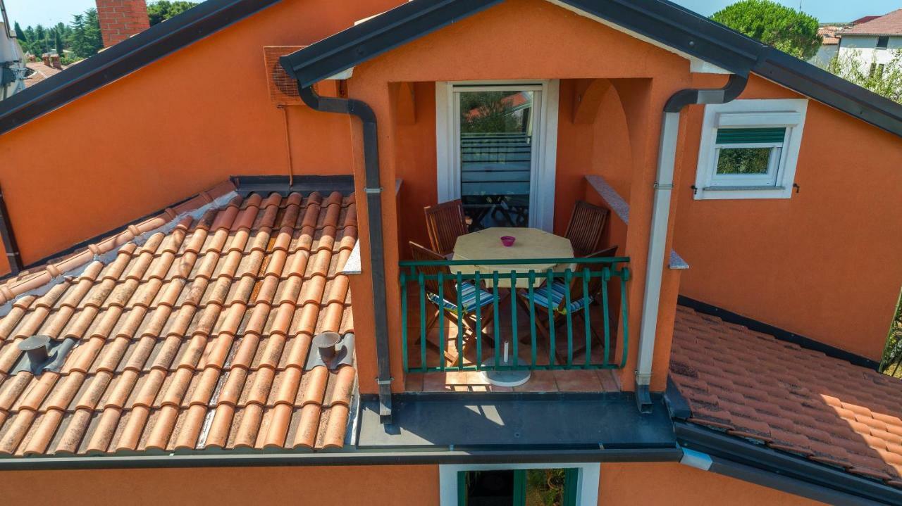 Apartments Mirjana Novigrad Istria Εξωτερικό φωτογραφία